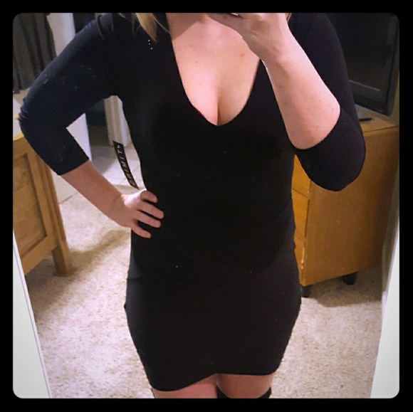 Black Bodycon Dress - Picture 1 of 6